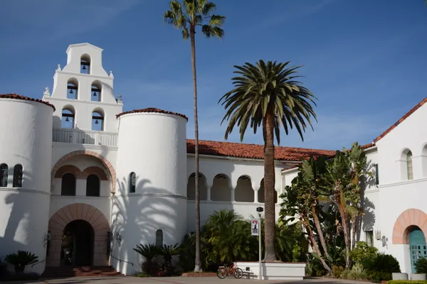 Lockdowns Lifted After Threat Calls at O’Farrell Charter and Monte Vista High in San Diego County