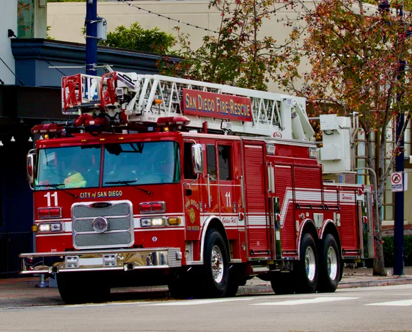 Vacant University Heights Home Suffers Major Roof Fire as Crews Use Defensive Tactics on Georgia Street