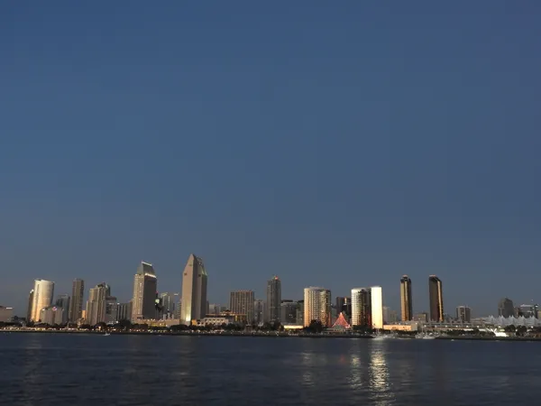 Scorching Skies: Record-Breaking March Heat Wave Grips San Diego